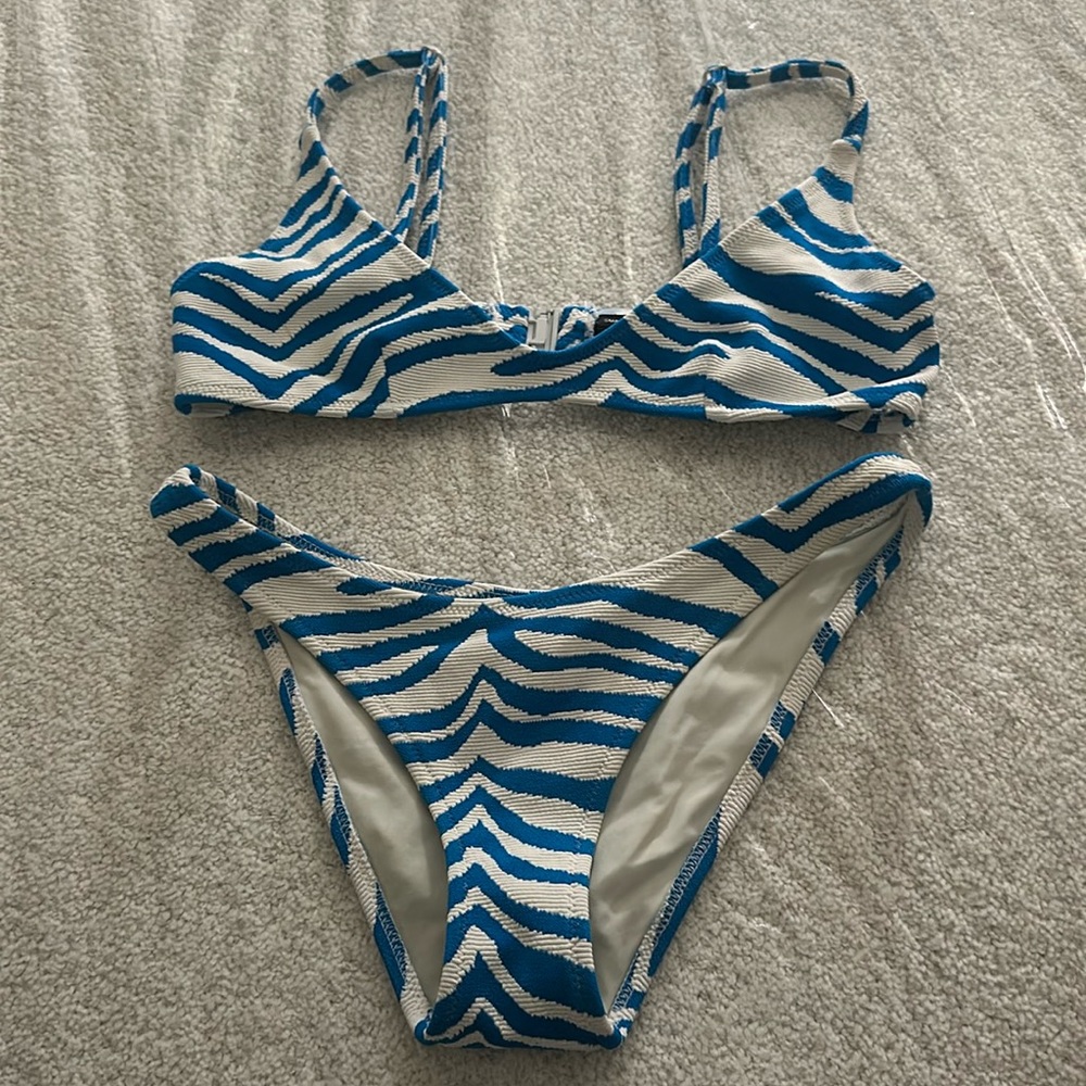 triangl bikini